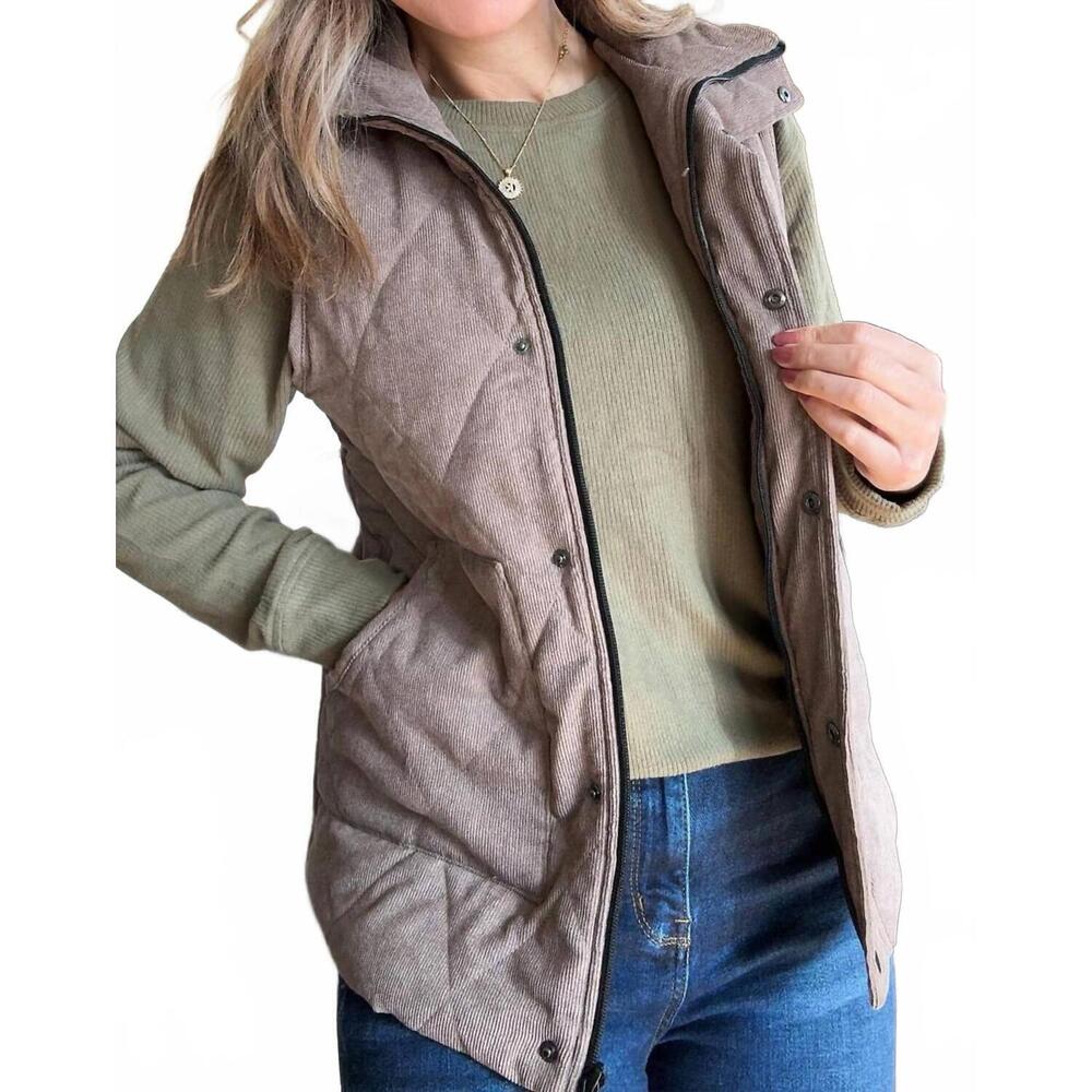 NEW MICHELLE MAE remy zip up vest in mocha